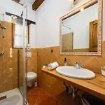 In Banki With Private Pool Near Marea Rajki